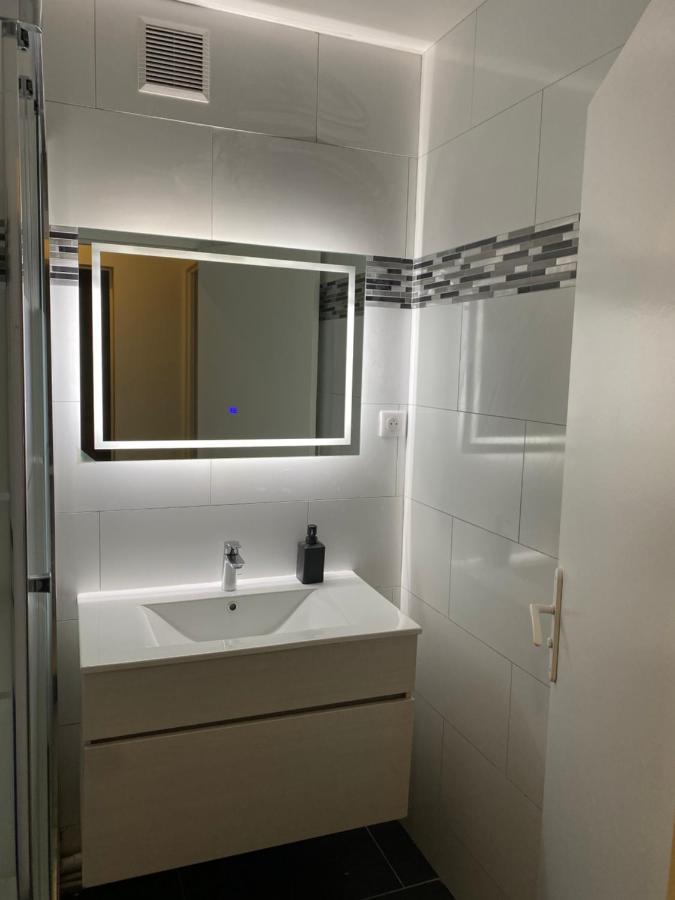 Appartement Ping-Pong Proche Gare Gagny Exteriör bild